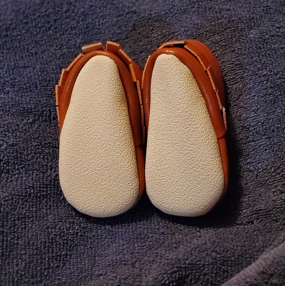 Baby Shoes - Picture 2 of 2